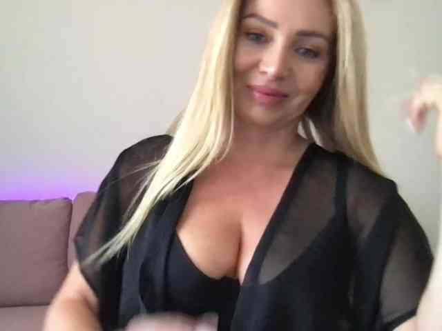 chloebelle