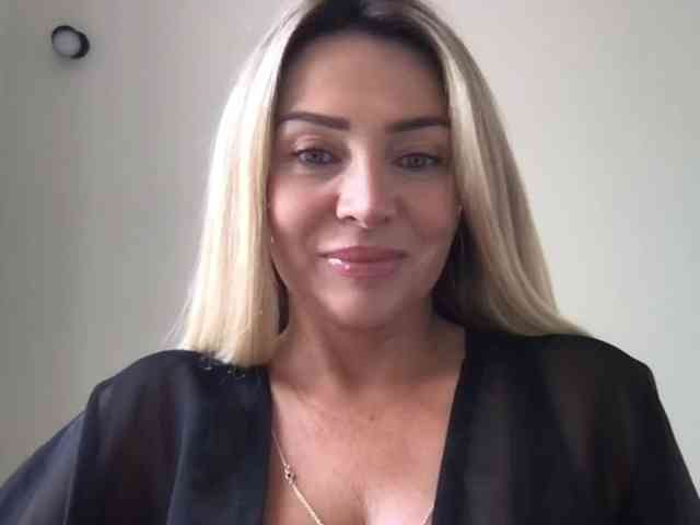 chloebelle webcam