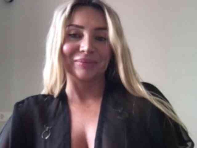 chloebelle webcam