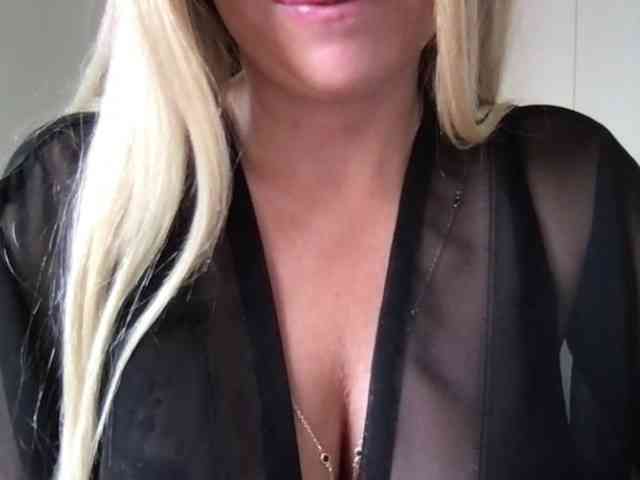 chloebelle webcam