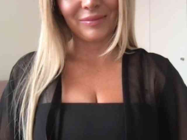 chloebelle webcam