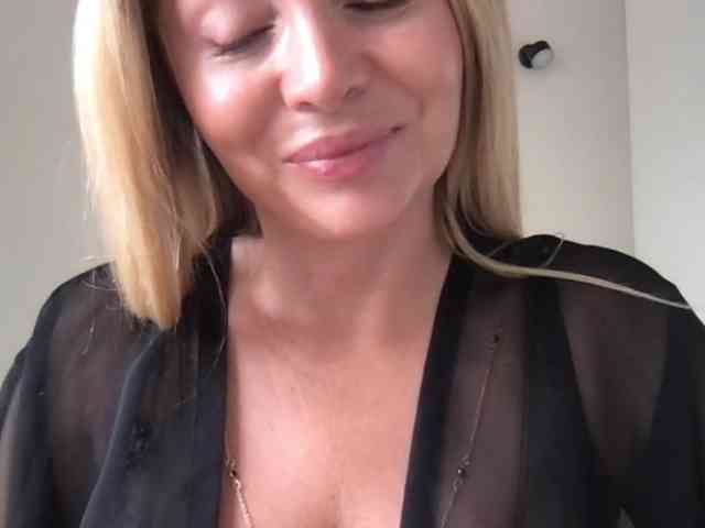 chloebelle webcam