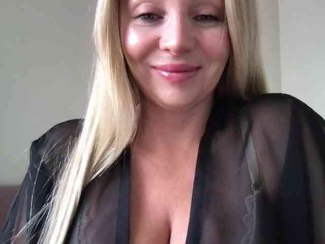 chloebelle webcam