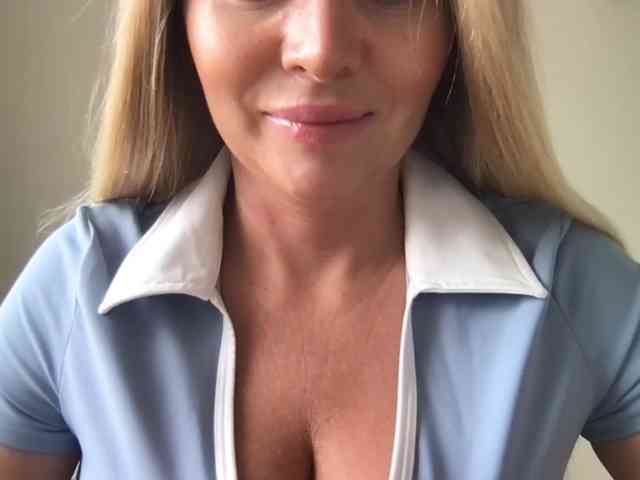 chloebelle webcam