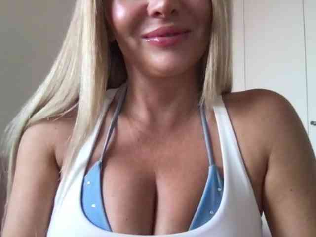 chloebelle webcam