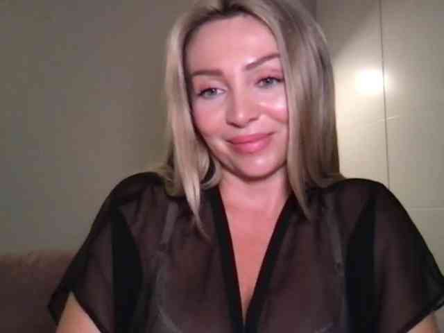 chloebelle webcam