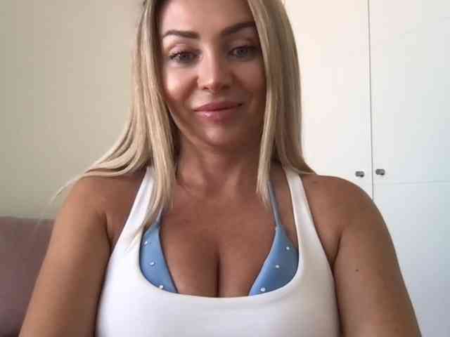 chloebelle