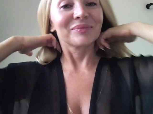 chloebelle webcam