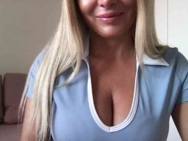 chloebelle webcam