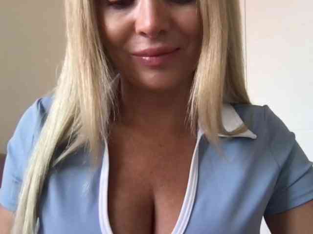 chloebelle webcam