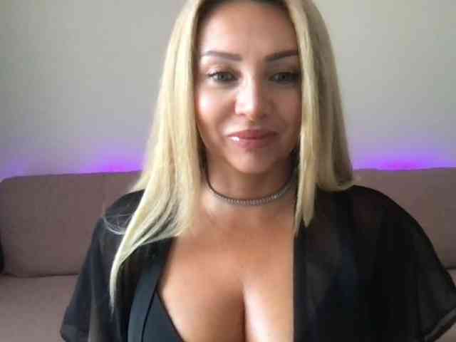 chloebelle