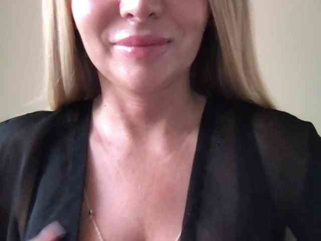 chloebelle webcam