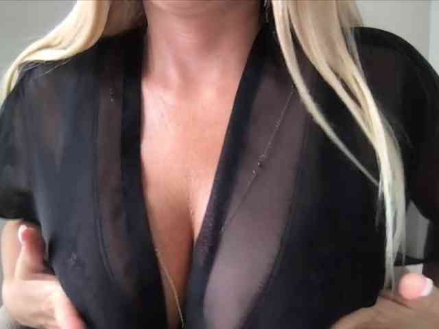 chloebelle webcam