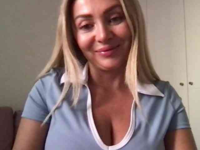 chloebelle webcam