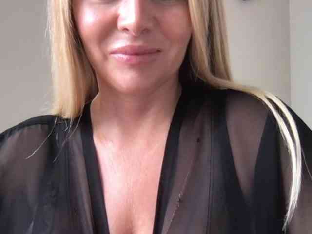 chloebelle webcam