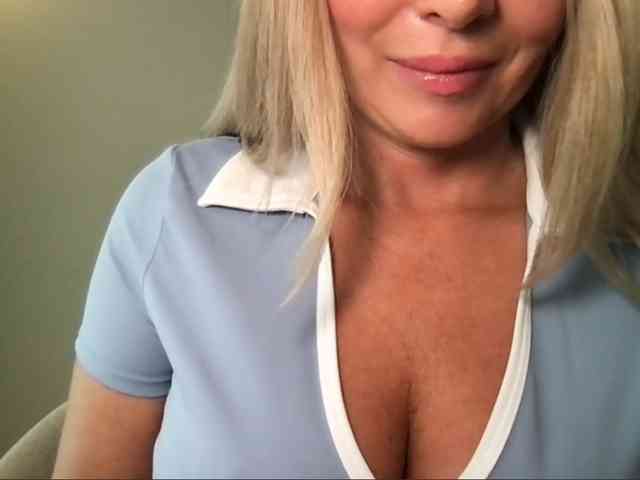 chloebelle webcam