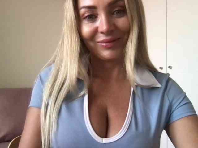 chloebelle webcam