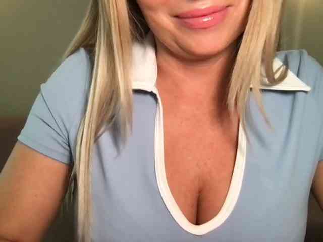 chloebelle webcam
