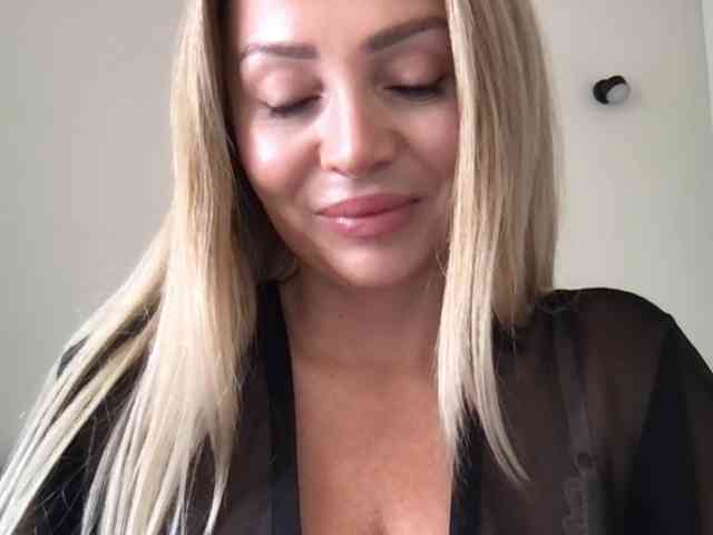 chloebelle webcam