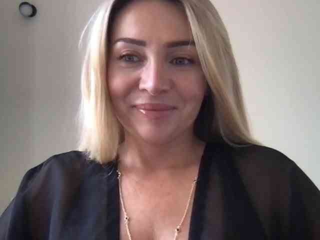 chloebelle webcam