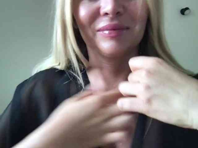 chloebelle webcam
