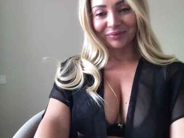 chloebelle webcam