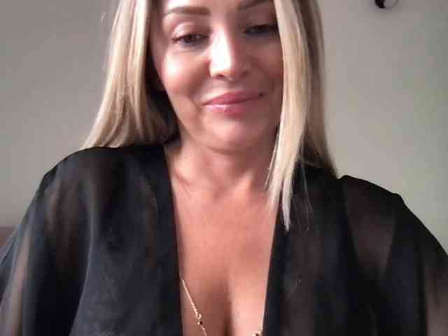 chloebelle webcam