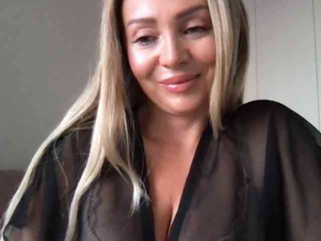 chloebelle webcam
