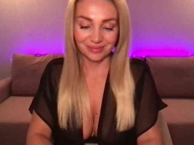 chloebelle webcam