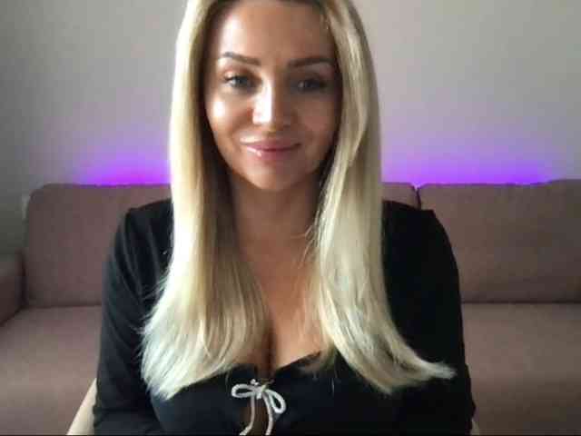 chloebelle webcam