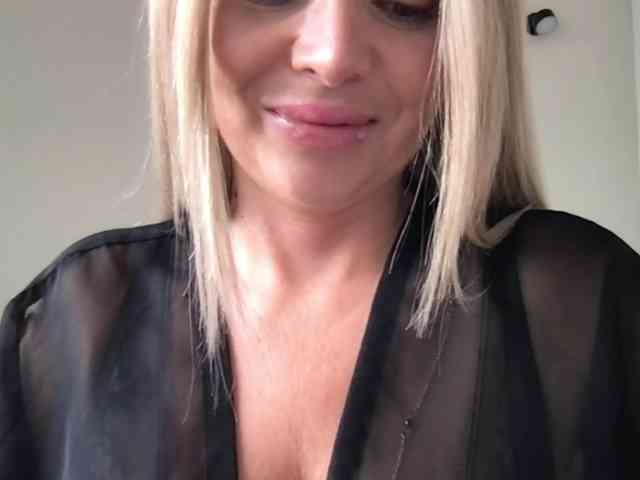 chloebelle webcam