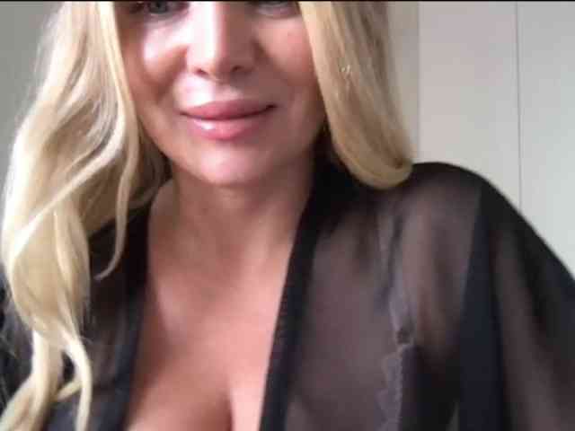 chloebelle webcam