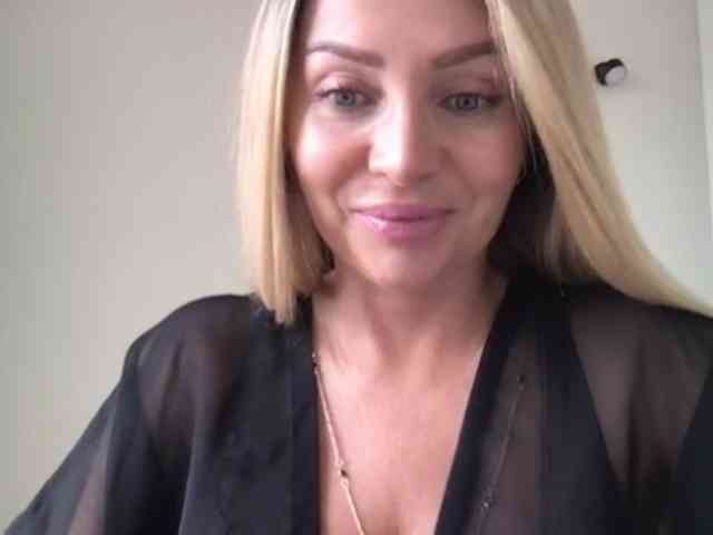 chloebelle webcam
