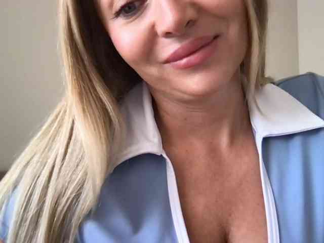 chloebelle webcam