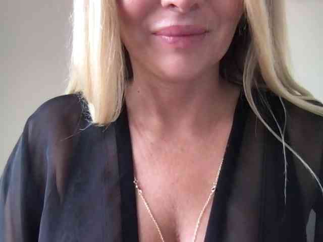 chloebelle webcam