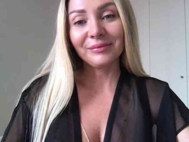 chloebelle webcam