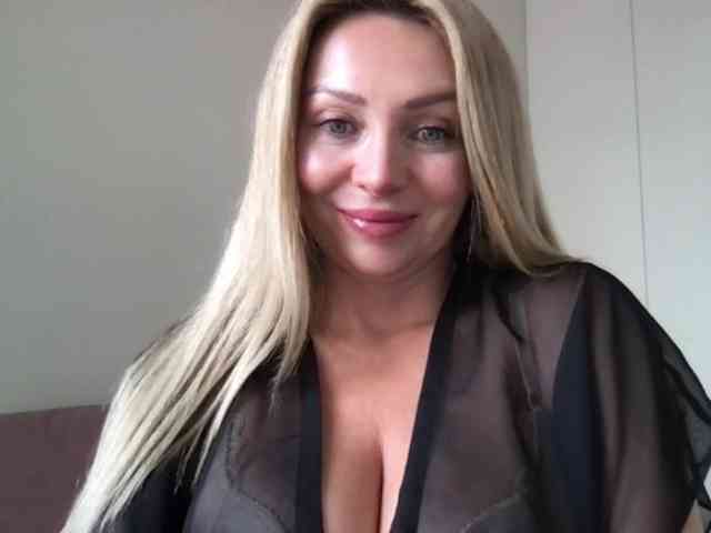 chloebelle webcam