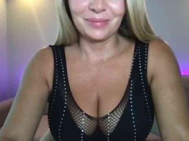chloebelle