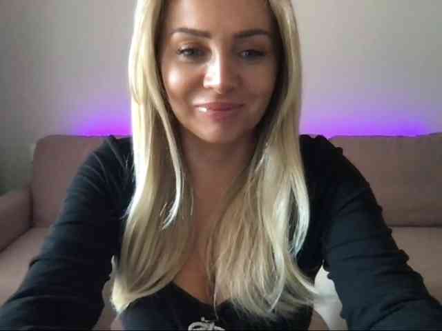 chloebelle webcam