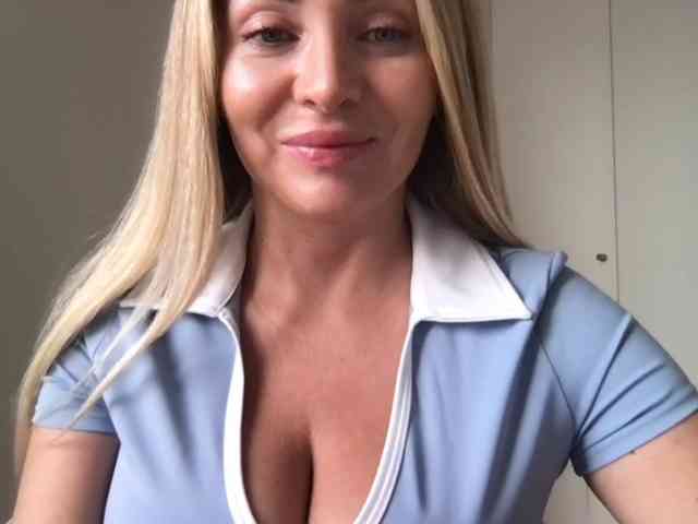chloebelle webcam