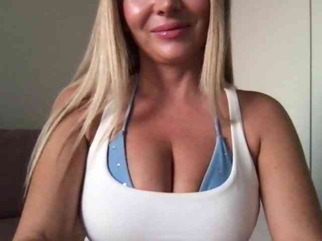 chloebelle