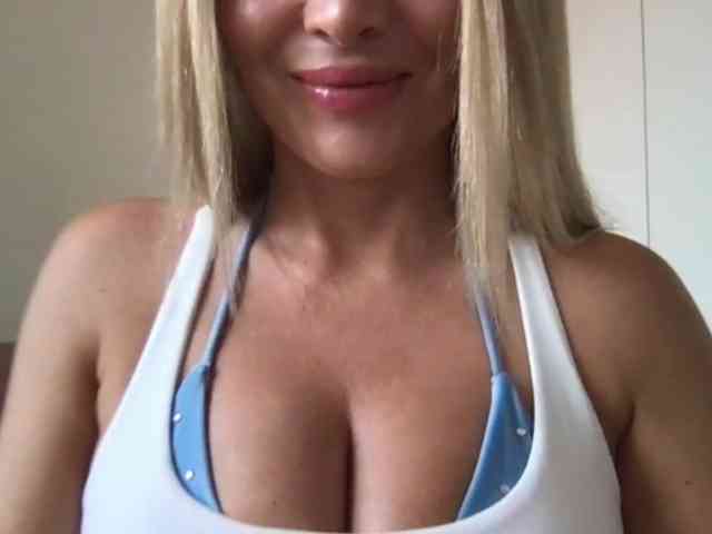 chloebelle webcam