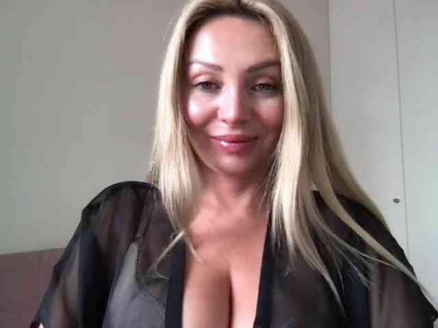 chloebelle webcam