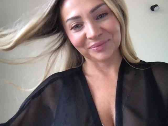 chloebelle webcam