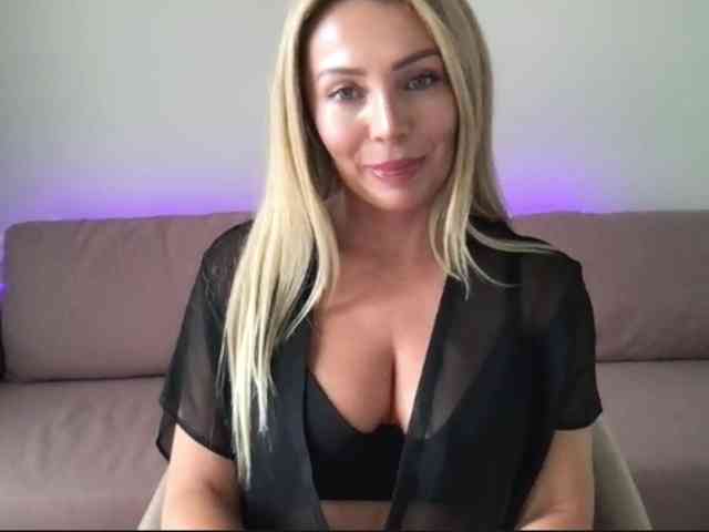 chloebelle webcam