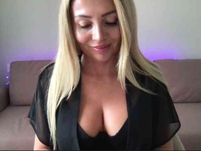 chloebelle webcam
