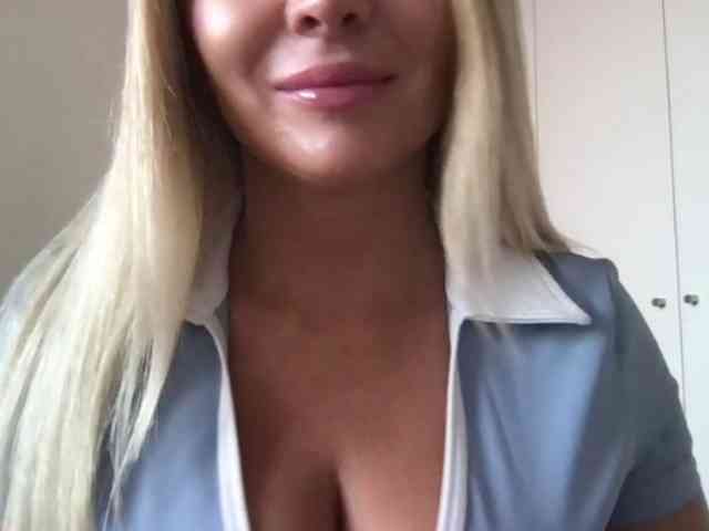 chloebelle webcam