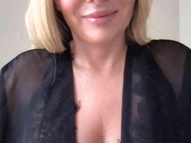 chloebelle webcam