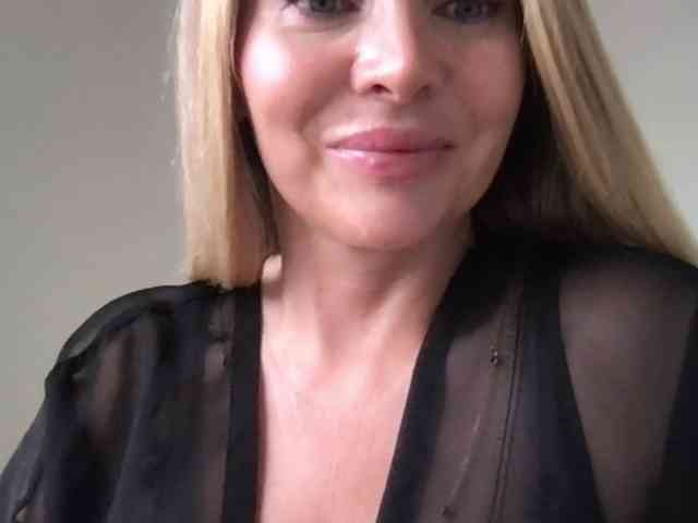 chloebelle webcam