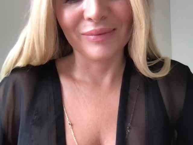 chloebelle webcam